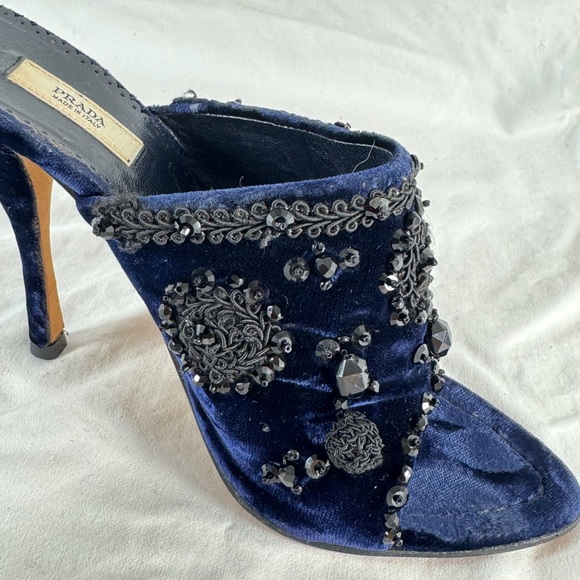 PRADA Navy Blue Velvet Faux Stone Embroidered Heels Sandals 36.5 - 6.5US - Picture 5 of 12